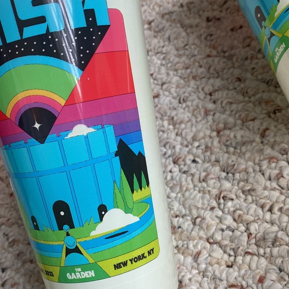 2 Phish MSG NYE Commemorative Cups 2023 2024 yemsg artwork by Ryan miller new - Picture 7 of 7